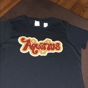 Aquarius Retro Women’s T-shirt